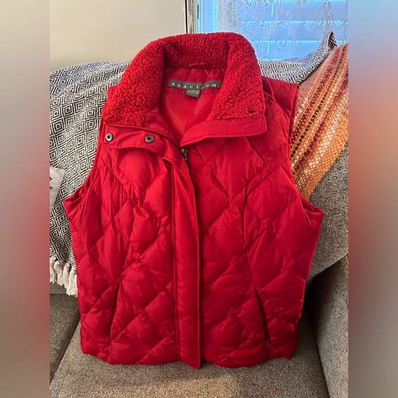 Reaction Kenneth Cole puffer vest - Picture 1 of 5